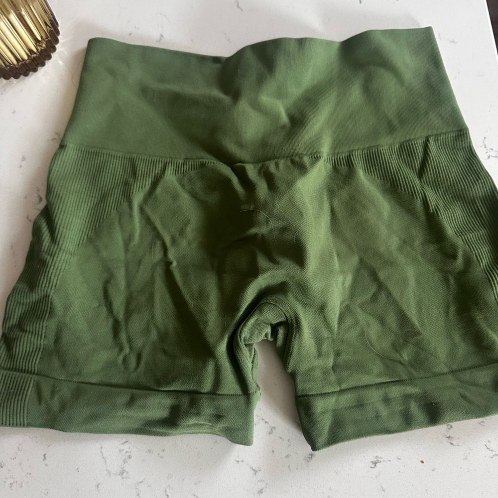 SET Active Green Bike Shorts High-Waisted Performance
